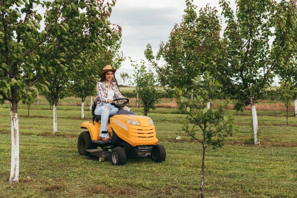 le tracteur tondeuse pratique pour tondre sa pelouse sans effort